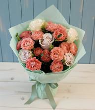 Букет цветов из:  Розы в Воздвиженской